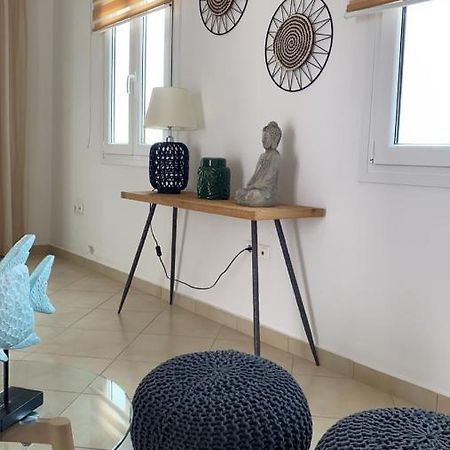 Theasis Apartment Pera Gyalos 외부 사진